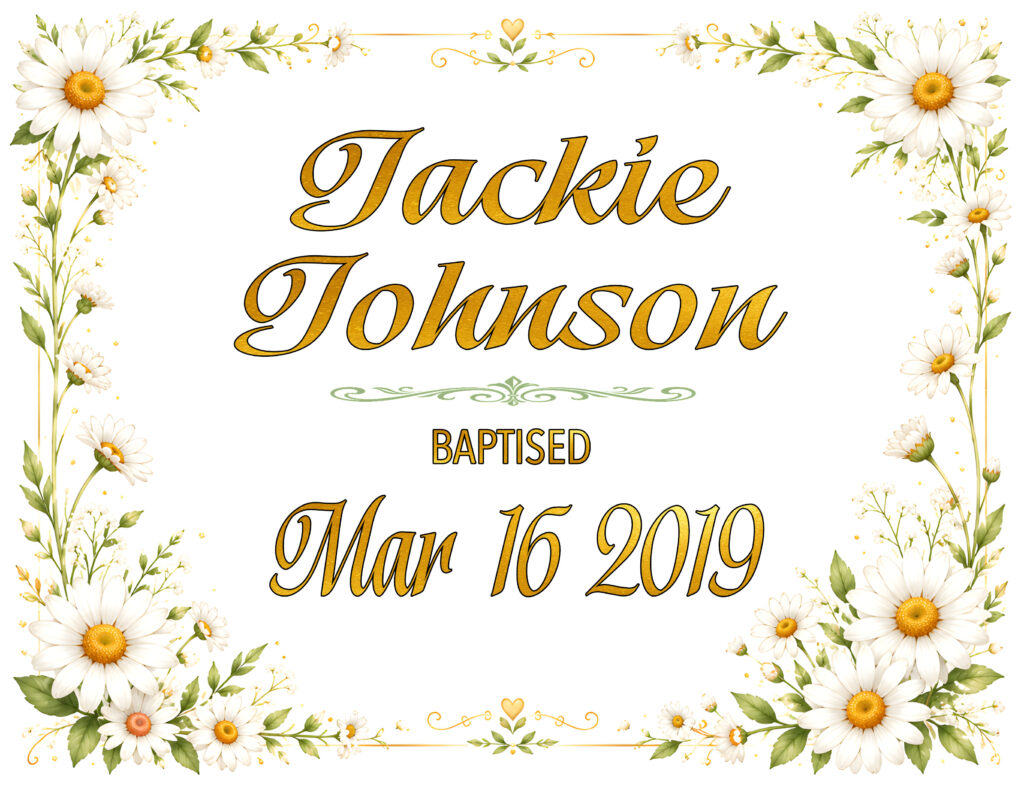 BAPTISM DAISEY IN GOLD